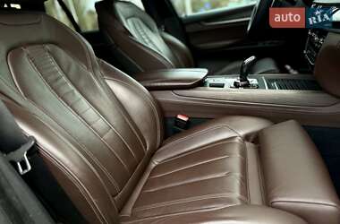 Позашляховик / Кросовер BMW X5 2013 в 