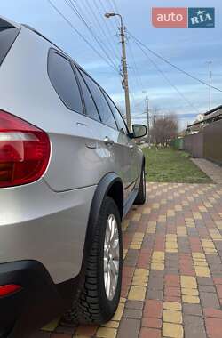 Позашляховик / Кросовер BMW X5 2009 в 