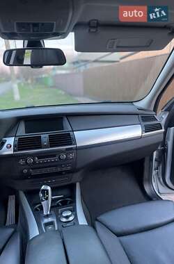 Позашляховик / Кросовер BMW X5 2009 в 