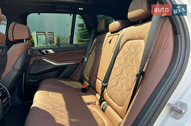 Внедорожник / Кроссовер BMW X5 2022 в 