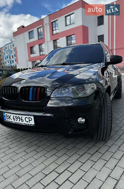Позашляховик / Кросовер BMW X5 2011 в Рівному