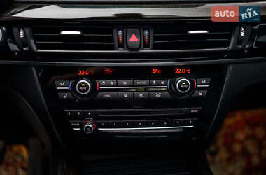 Внедорожник / Кроссовер BMW X5 2015 в 