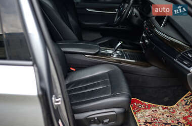 Внедорожник / Кроссовер BMW X5 2015 в 