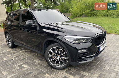 Внедорожник / Кроссовер BMW X5 2019 в 