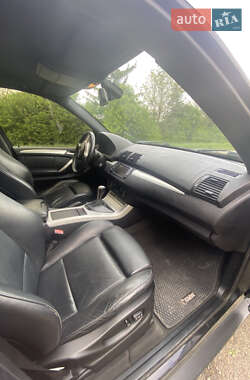 Позашляховик / Кросовер BMW X5 2003 в 