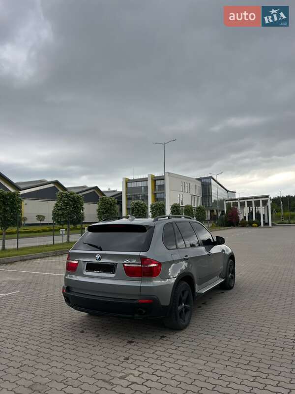Позашляховик / Кросовер BMW X5 2008 в 