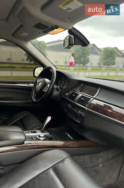 Позашляховик / Кросовер BMW X5 2008 в 
