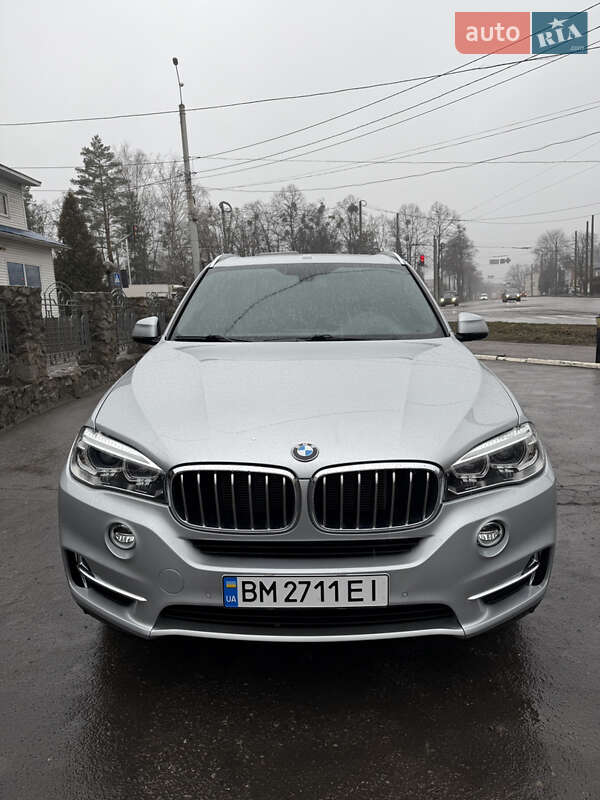 Внедорожник / Кроссовер BMW X5 2017 в Сумах