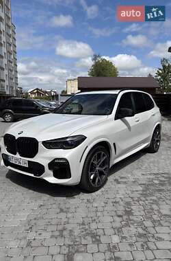 Позашляховик / Кросовер BMW X5 2019 в Івано-Франківську