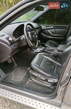 Внедорожник / Кроссовер BMW X5 2004 в 