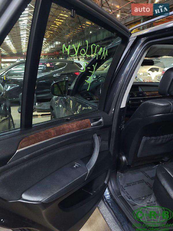 Внедорожник / Кроссовер BMW X5 2011 в Каменец-Подольском