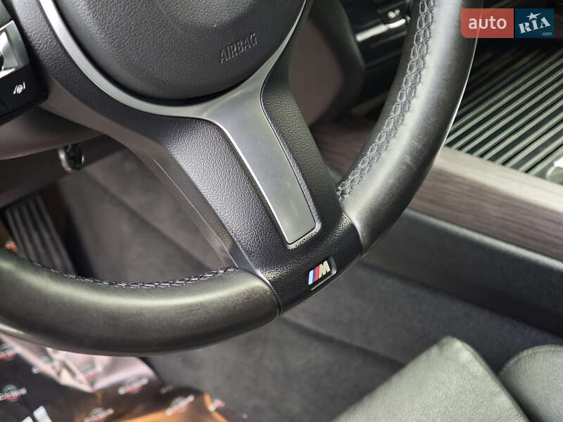 Внедорожник / Кроссовер BMW X5 2016 в Луцке