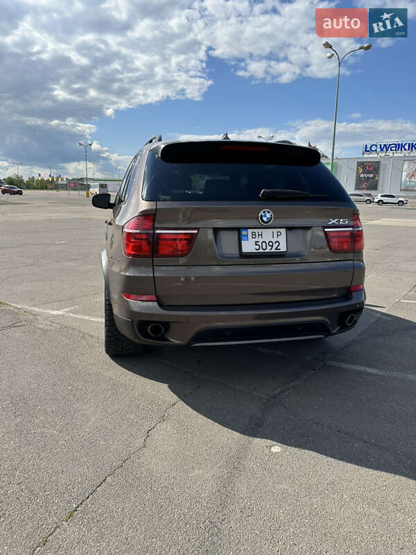 Внедорожник / Кроссовер BMW X5 2010 в Одессе