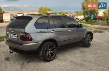 Позашляховик / Кросовер BMW X5 2004 в 