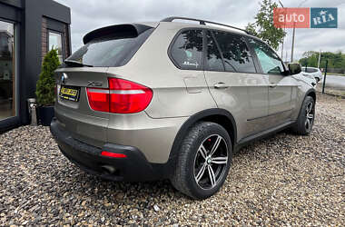 Внедорожник / Кроссовер BMW X5 2010 в 