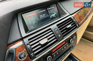 Внедорожник / Кроссовер BMW X5 2007 в 