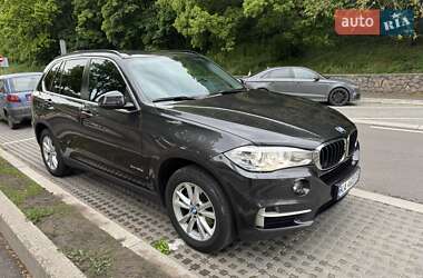 Позашляховик / Кросовер BMW X5 2016 в 