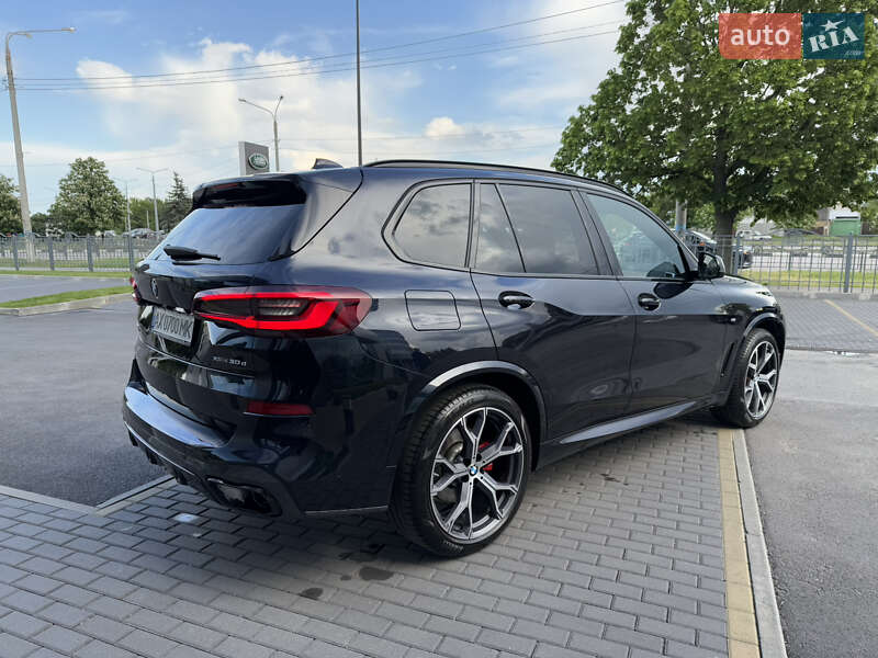 Внедорожник / Кроссовер BMW X5 2022 в Харькове