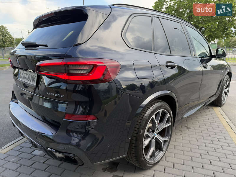 Внедорожник / Кроссовер BMW X5 2022 в Харькове