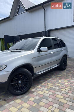 Позашляховик / Кросовер BMW X5 2004 в 