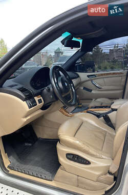 Позашляховик / Кросовер BMW X5 2004 в 
