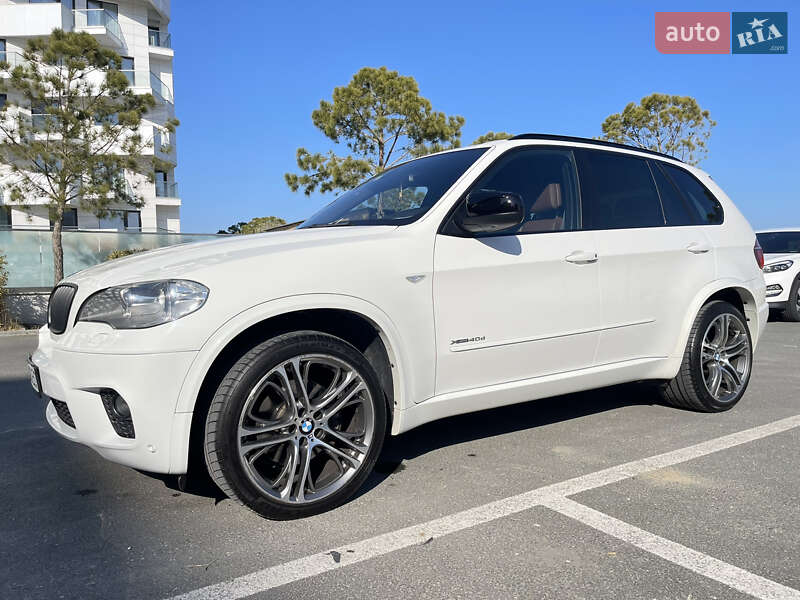 Внедорожник / Кроссовер BMW X5 2010 в Измаиле
