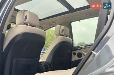 Позашляховик / Кросовер BMW X5 2010 в 