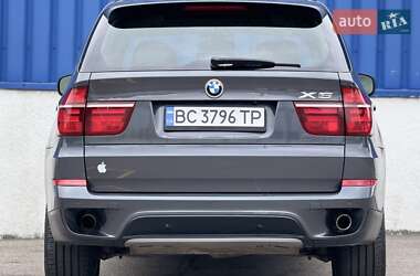 Позашляховик / Кросовер BMW X5 2010 в 