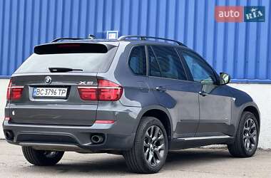 Позашляховик / Кросовер BMW X5 2010 в 