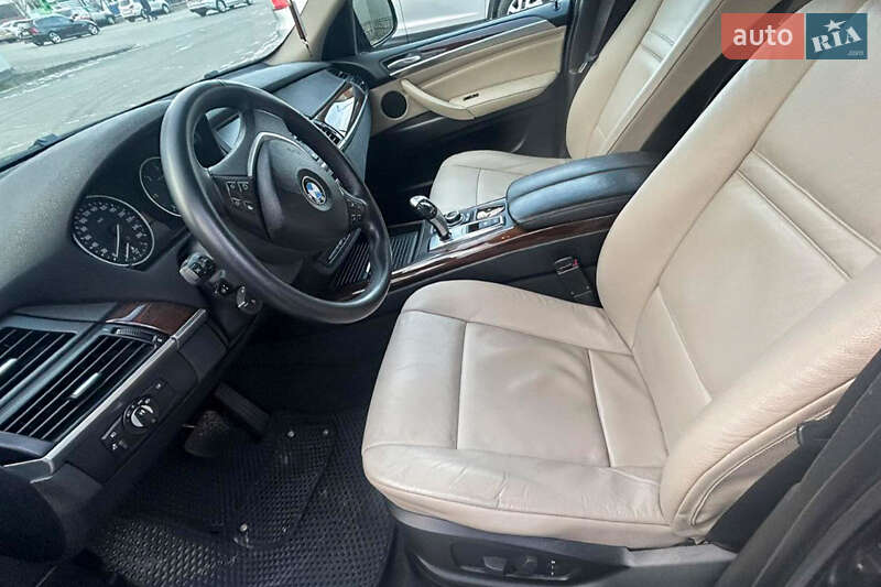 Внедорожник / Кроссовер BMW X5 2011 в Виннице