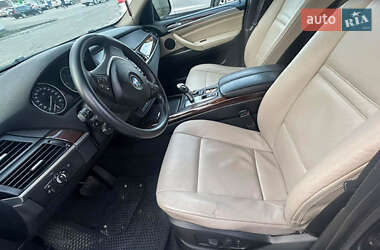 Внедорожник / Кроссовер BMW X5 2011 в 