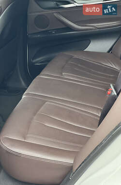 Внедорожник / Кроссовер BMW X5 2014 в 
