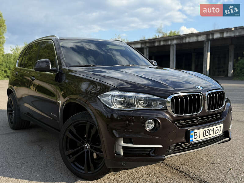 Внедорожник / Кроссовер BMW X5 2015 в 