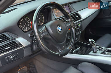 Внедорожник / Кроссовер BMW X5 2010 в 
