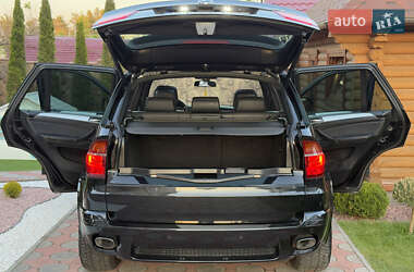 Внедорожник / Кроссовер BMW X5 2010 в 