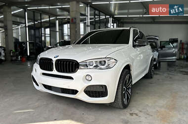 Внедорожник / Кроссовер BMW X5 2016 в Ровно