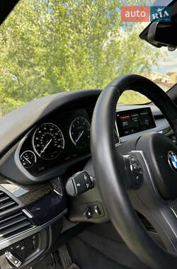 Позашляховик / Кросовер BMW X5 2017 в 