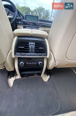 Внедорожник / Кроссовер BMW X5 2014 в 
