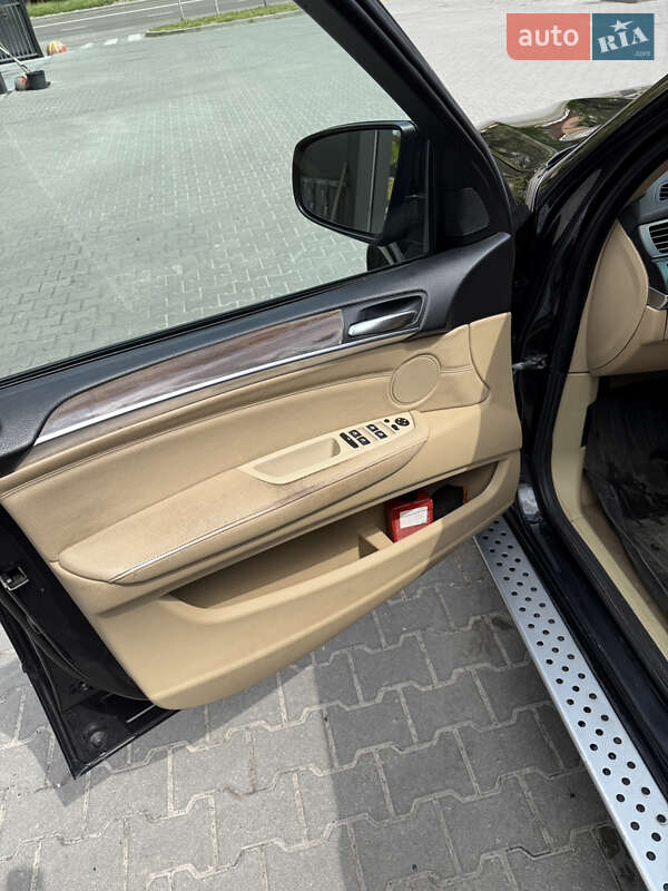 Позашляховик / Кросовер BMW X5 2007 в Львові