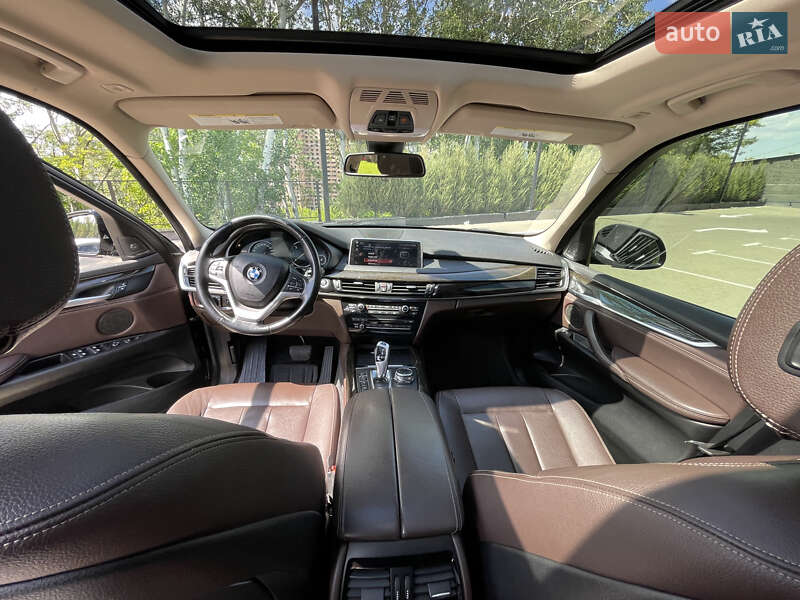 Позашляховик / Кросовер BMW X5 2015 в Києві