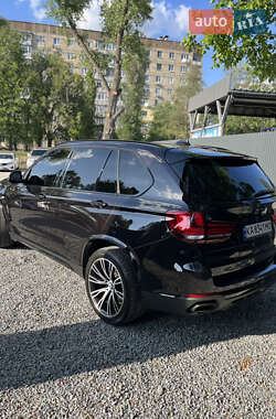 Внедорожник / Кроссовер BMW X5 2015 в 