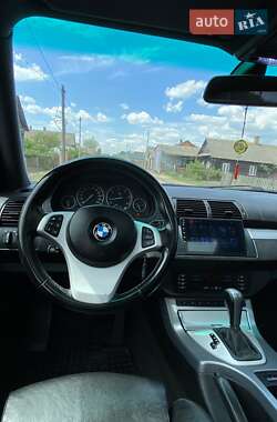 Позашляховик / Кросовер BMW X5 2005 в 
