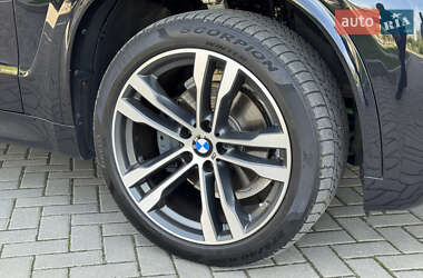 Внедорожник / Кроссовер BMW X5 2015 в 