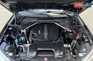 Внедорожник / Кроссовер BMW X5 2015 в 