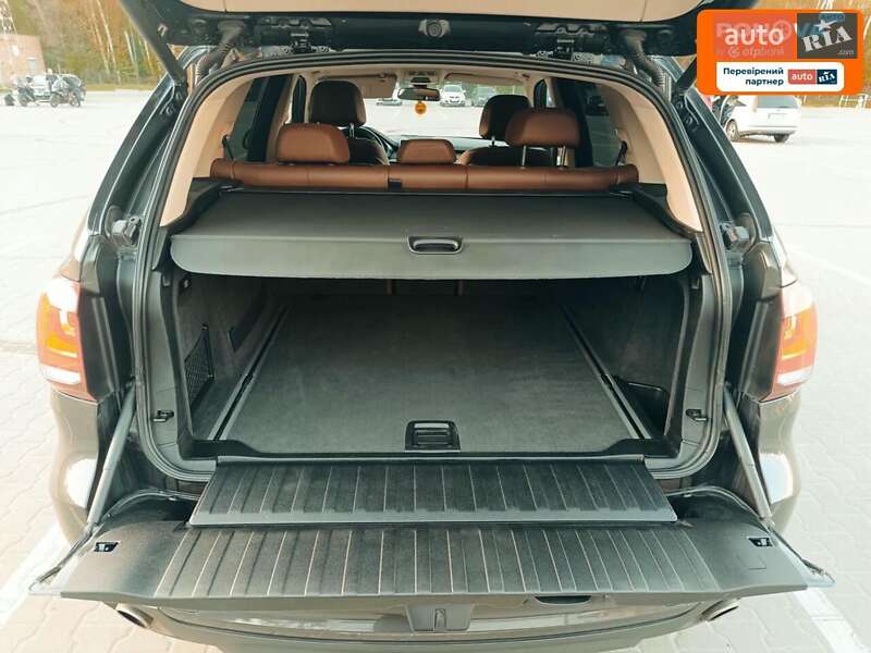 Внедорожник / Кроссовер BMW X5 2015 в Чернигове