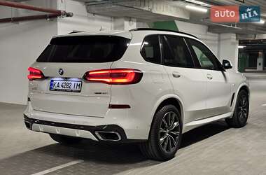 Внедорожник / Кроссовер BMW X5 2022 в 