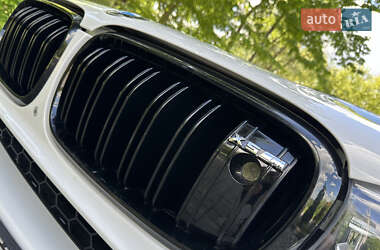 Позашляховик / Кросовер BMW X5 2014 в 