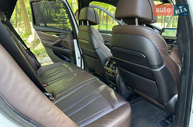 Позашляховик / Кросовер BMW X5 2014 в 