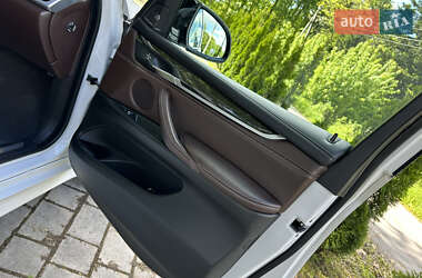 Позашляховик / Кросовер BMW X5 2014 в 