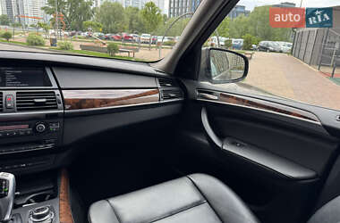Внедорожник / Кроссовер BMW X5 2012 в 